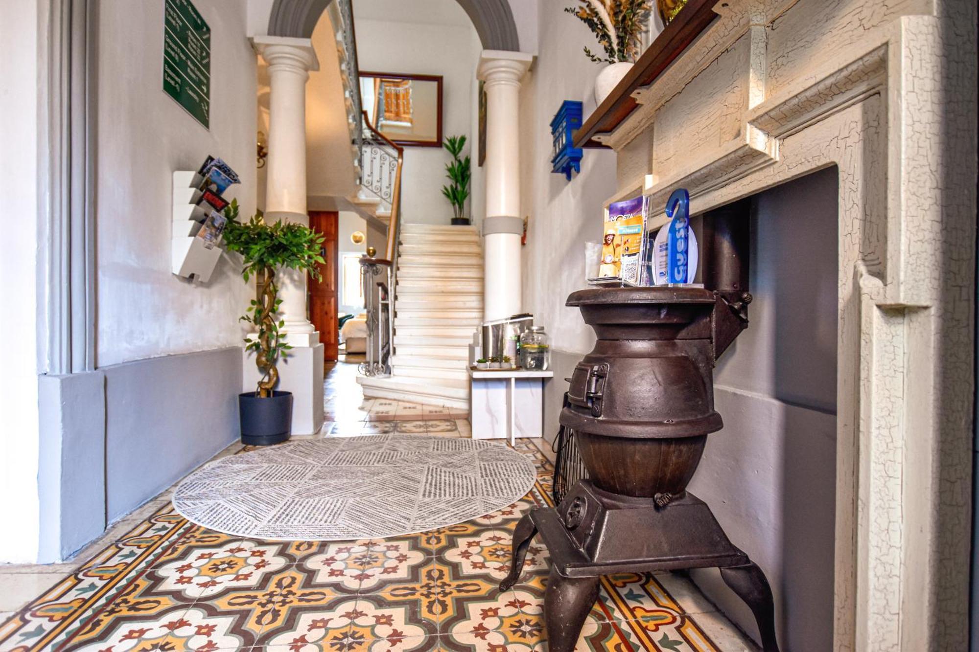 Maleth Inn Rabat Buitenkant foto